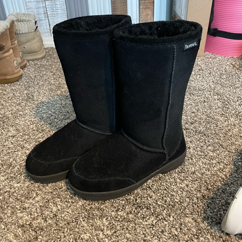Bearpaw boots